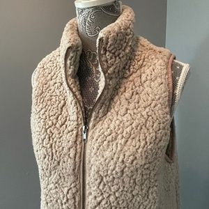 Sherpa Vest